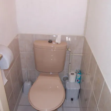 Villa 3 Pieces Climatisee Avec Jardin, Proche Plage, Piscine, Parking, Et Animaux Autorises - Cyprien - Fr-1-106-32 Saint-Cyprien (Pyrenees-Orientales)
