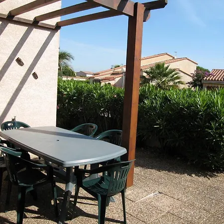 3 Pièces Climatisée Avec Jardin, Proche Plage, Piscine, Parking, Et Animaux Autorisés - Cyprien - Fr-1-106-32